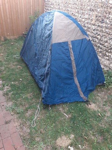 New man dome tent - new,