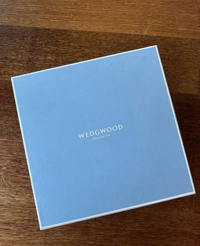 Wedgwood limited edition gold - limited,