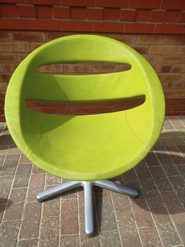 Retro space age swivel tub - retro,