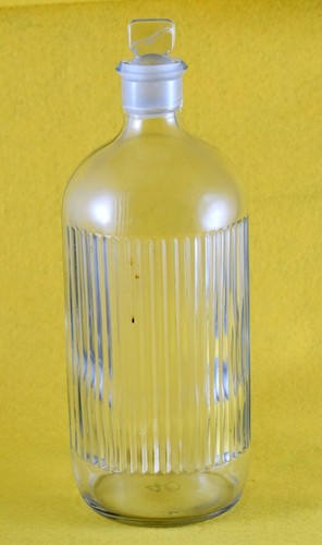 Antique apothecary chemist - antique,