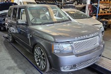 2005 LAND ROVER RANGE ROVER VOGUE LM 4.4 PETROL V8 AUTO 4X4 BREAKING PARTS GREY