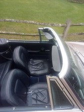 Aston Martin DB6 Volante