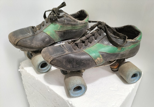 Scarce vintage roller skates - vintage,