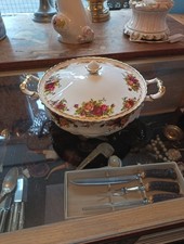 Royal Albert Old Country Roses Lidded Tureen Vgc
