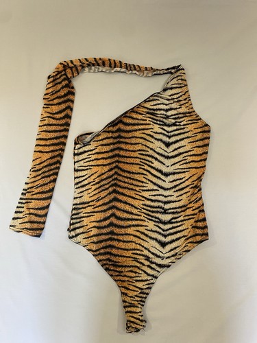 Tiger print long sleeve - 1, size