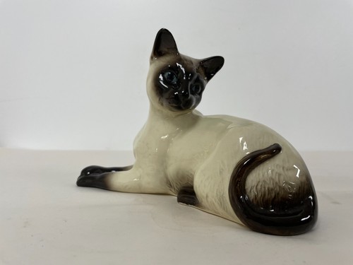 Royal doulton siamese cat - doulton,