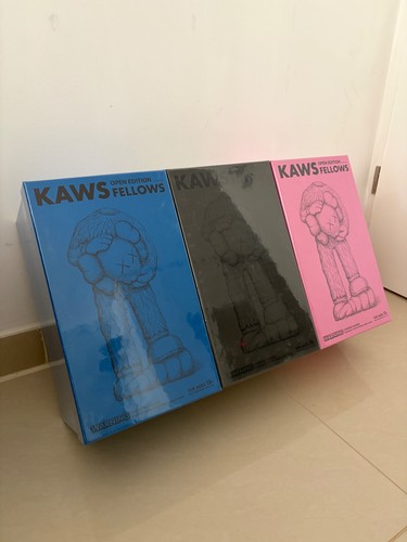 Kaws fellows vinyl figures - kaws,