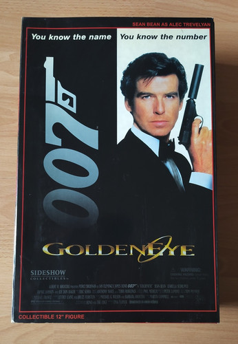 Sideshow james bond figure - sideshow,