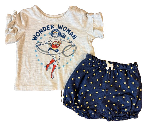 Comics wonder woman baby - comics,