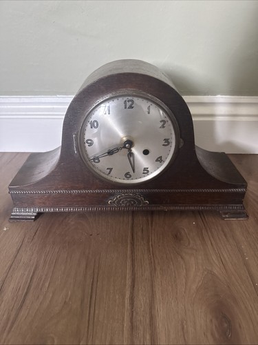 Oak mantle clock - oak,
