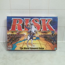 Risk Board Game 2000 New &
