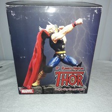 Diamond Select 8" Marvel Thor