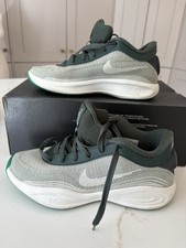 Nike G.T. Hustle Academy EP