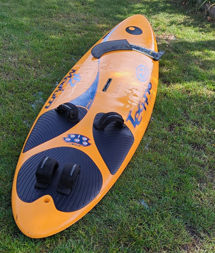 Bic techno windsurfing board - windsurfing,