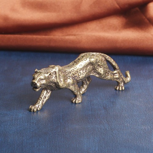 Leopard statues animal - leopard,