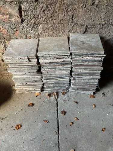 Six inch ruabon made in - ,