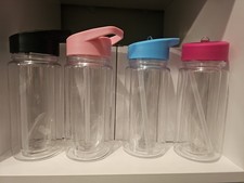 4 childrensAcrylic Snowglobe