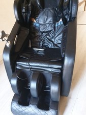 Zero Gravity Massage Chair. Excellent Condition. Free Delivery 5 Miles Radius