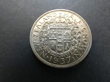 STUNNING UNC SILVER HALF CROWN
