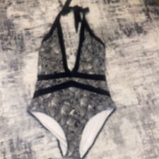 Ted Baker Size 2 Zebra Plunge