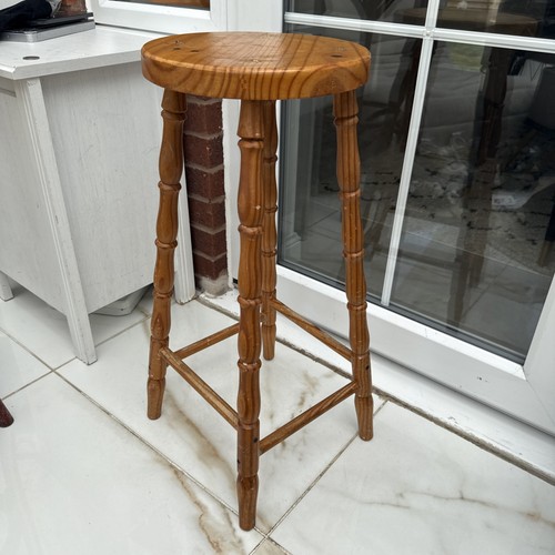 Vintage tall brown stool - tall,