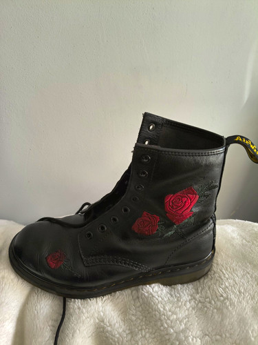 Vonda rose martens size 6 - martens,