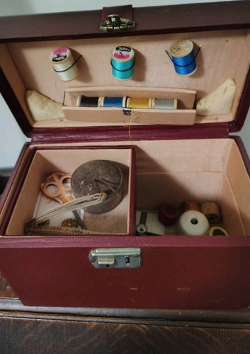Vintage 1950s sewing box - 1950s,