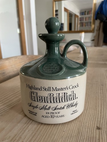 Vintage master crock - master’s,