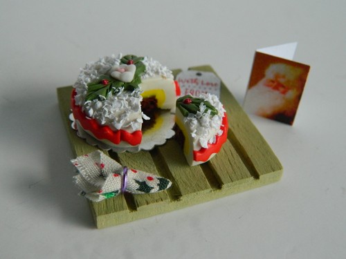 12th scale dolls - (cf21),