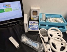 Nintendo Wii Console Bundle