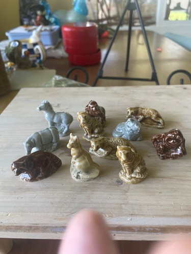 Wade whimsies ceramic - 10,