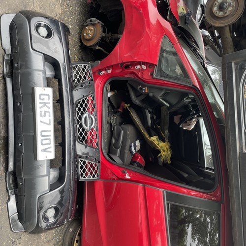 Nissan navara black front - navara,
