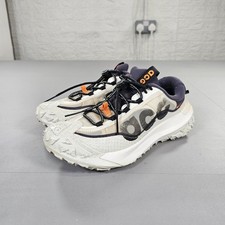 NIKE ACG Womens Trainers White