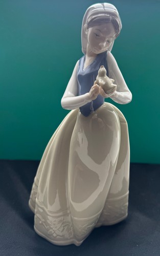 Nao lladro spanish - lladro, lady