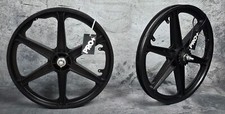 Pro bicycle gt style - gt, mag