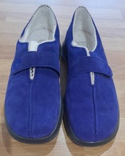 LOVELY LADIES HOTTER SERENE