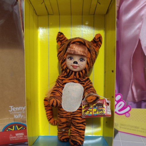 Barnums animal crackers barbie - barnums,