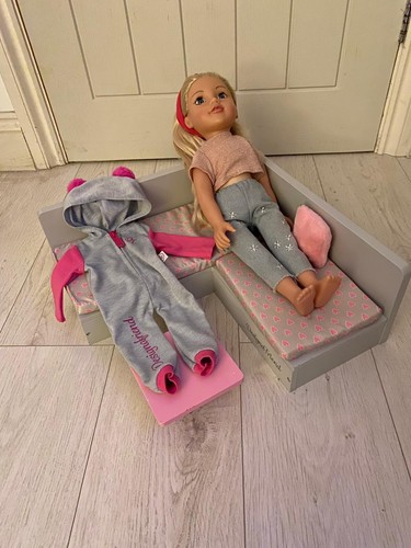 Designer friend doll - designer,