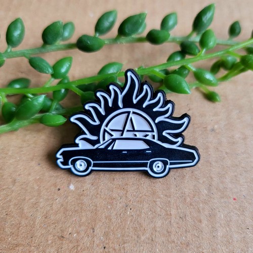 Supernatural enamel pin badge - pin,