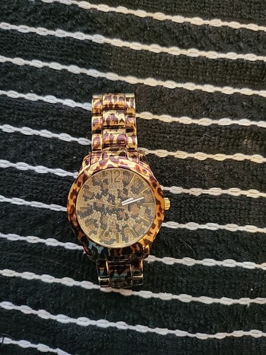 Guess women quartz movement - guess,