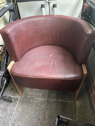 Burgundy leather tub chair - burgundy,