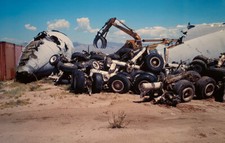 VINTAGE AIRCRAFT / AIRPLANE