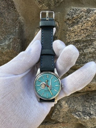 Mechanical watch wostok - mechanical, yuri