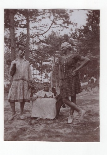 Vintage candid photo men - men, in