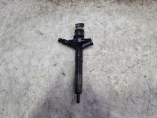 Nissan navara fuel injector - nissan,