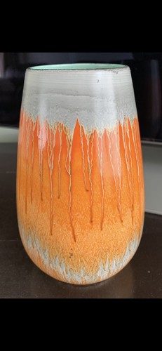 Shelley harmony vase made in - harmony,