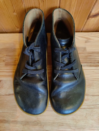 Vivobarefoot black leather