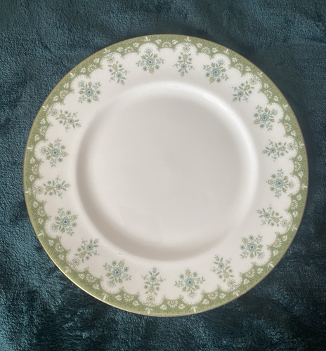Royal doulton bone china - royal,