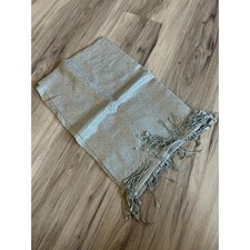 NWT Women’s Nine West One Size Silver Metallic Glitter Fashion Scarf