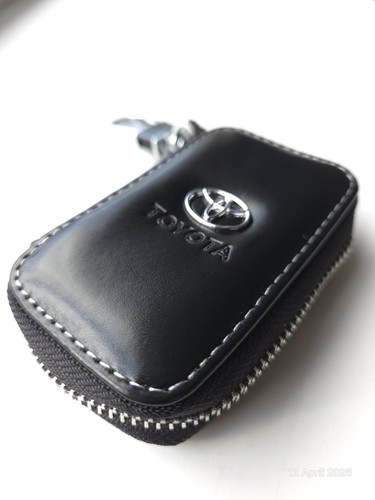 Car keypouch auris prius yaris - auris,